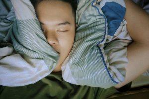 Phone free teens sleep better without blue light and screen distractions