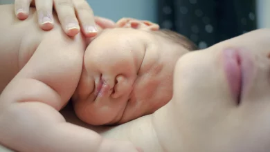 4 month old won't sleep unless held during the 4 month sleep regression