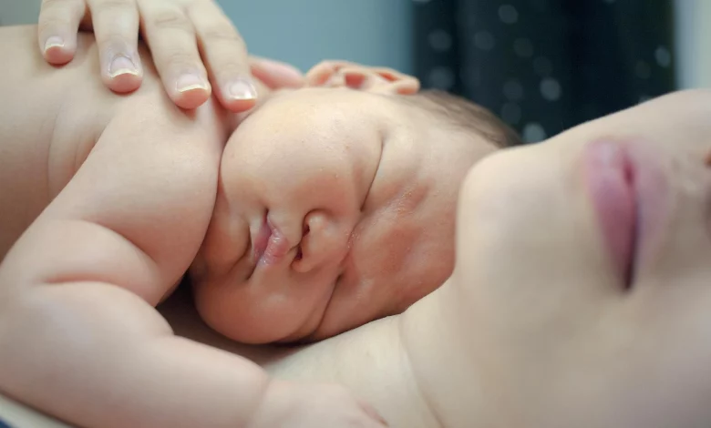 4 month old won't sleep unless held during the 4 month sleep regression